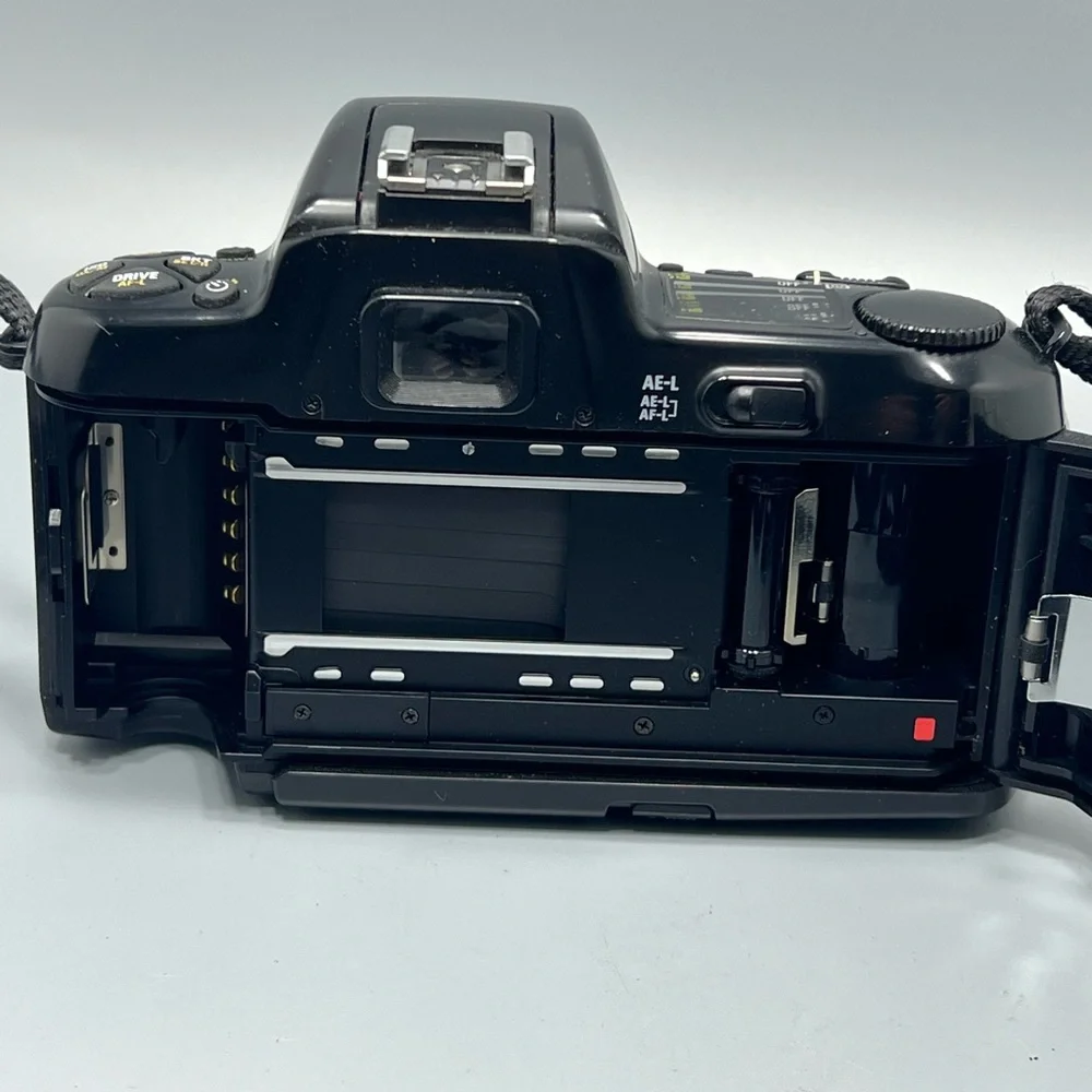 Nikon N6006 AF Camera With Nikon AF Nikkor 35-80mm 1:4-5.6D Lenses & Neck Strap